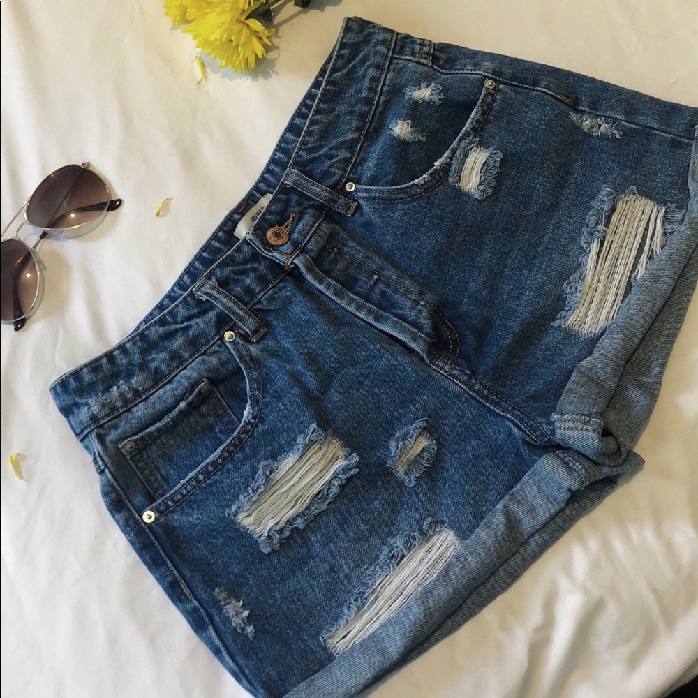 Distressed Denim Shorts - Forever 21
